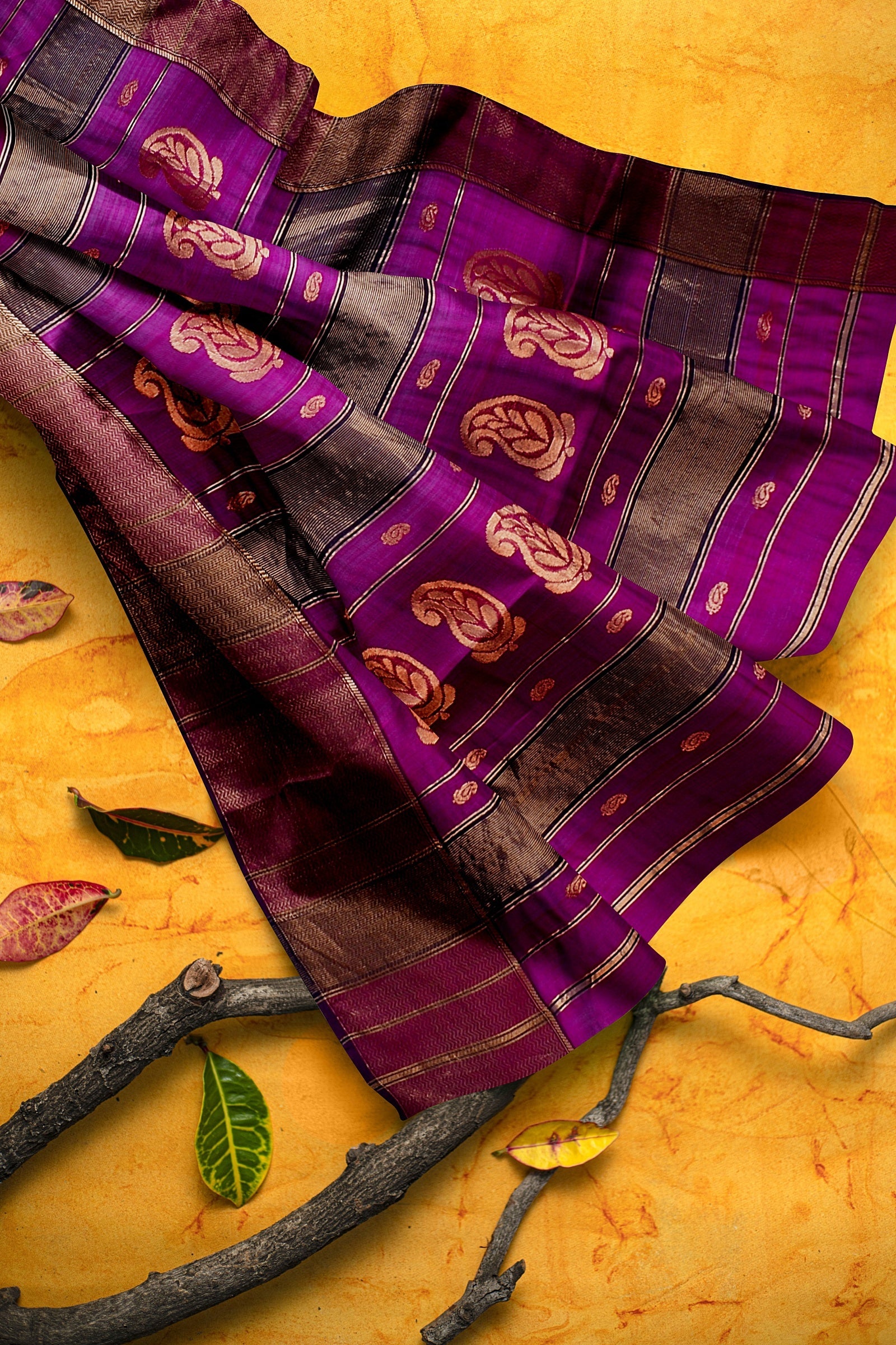 Hand Woven Purple Color Traditional Buti Sausar Silk with Zari Border and Carry Buta Print Saree SKU-BS10047 - Bhartiya Shilp